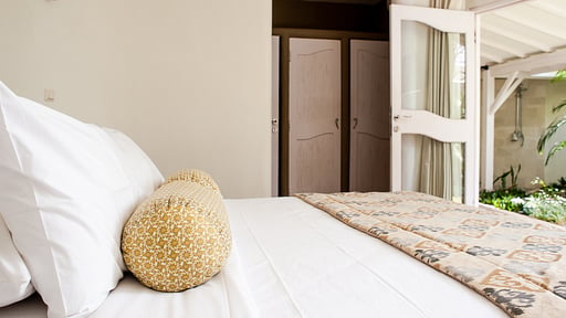 La Villa Oberoi Bedroom 2
