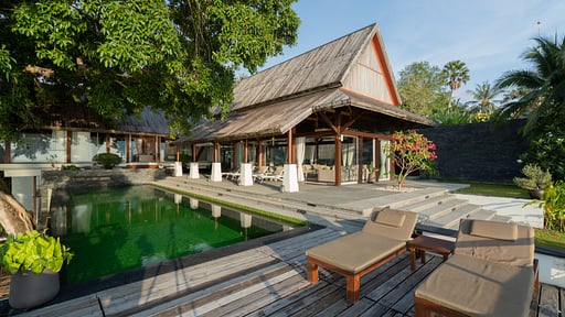 Laemsingh Villa 2 Schwimmbad 1