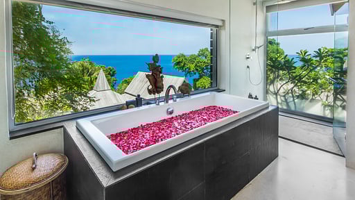 Laemsingh Villa 3 Bedroom 1