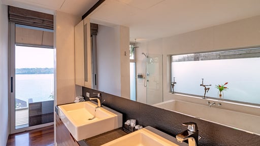 Laemsingh Villa 5 Bedroom 1