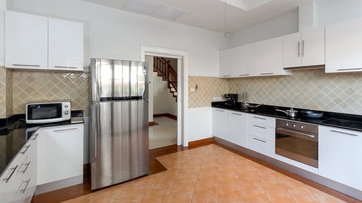 Laguna Fairways Kitchen