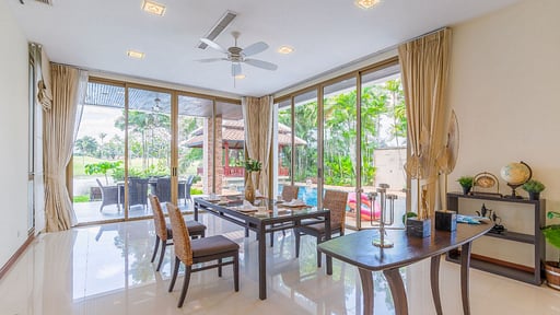 Laguna Villa Fifty Five Essecke 2