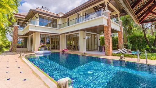 Laguna Villa Fifty Five Schwimmbad