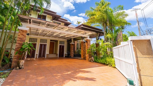 Laguna Villa Fifty Five Parkflächen