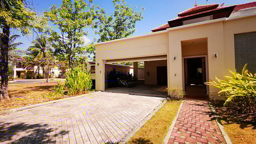 Laguna Villa One Parking areas