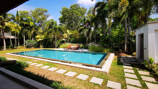 Laguna Villa Seventy Five Swimming pool