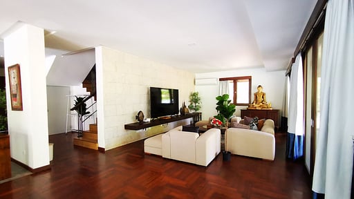 Laguna Villa Seventy Five Living room