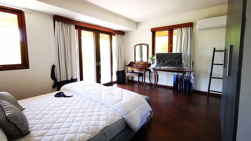 Laguna Villa Seventy Five Bedroom 2