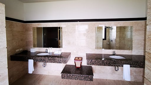 Laguna Villa Seventy Five Bedroom 1