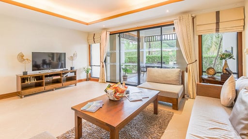 Laguna Villa Thirty Five Living room