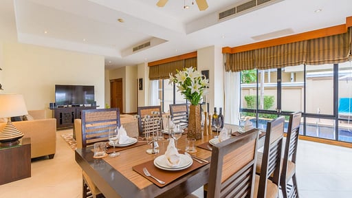 Laguna Villa Thirty Nine Eethoek