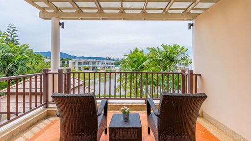 Laguna Villa Thirty Nine Terras/Veranda