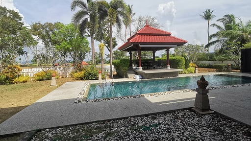 Laguna Villa Three Swimming pool