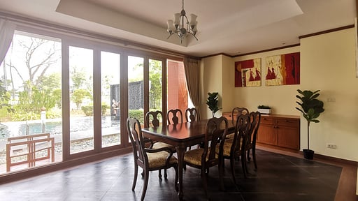Laguna Villa Three Dining area