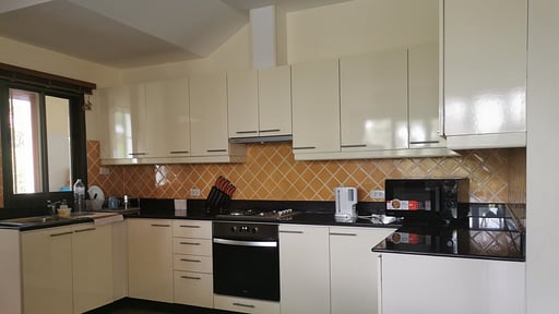 Laguna Villa Three Kitchen