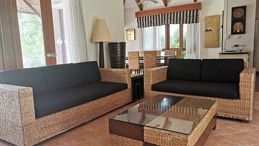 Laguna Villa Twelve Living room