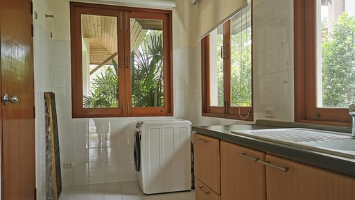 Laguna Villa Twelve Others