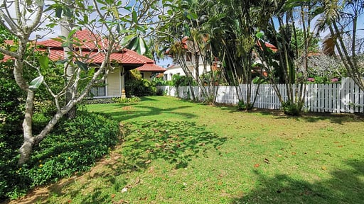 Laguna Villa Twelve Garden