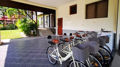 Laguna Villa Twenty Parking areas