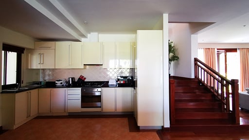 Laguna Villa Twenty Kitchen