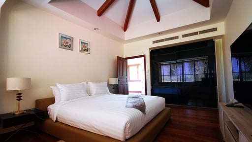 Laguna Villa Twenty Bedroom 2