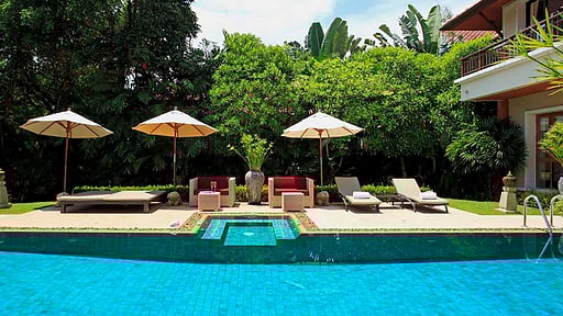 Laguna Waters Swimming pool