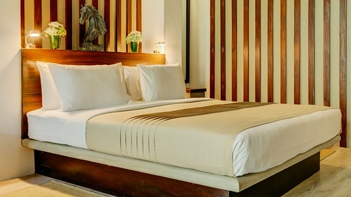 Lake Lodge Villa Bedroom 4