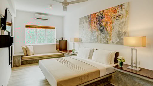 Lake Lodge Villa Bedroom 6