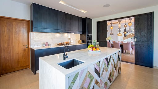 Lake View Villa Kitchen