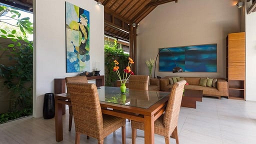 Lakshmi Villa Solo Dining area