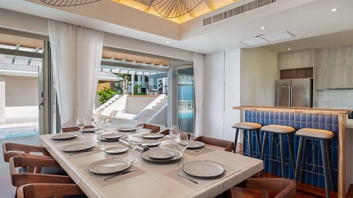 L'Archipel Villa Обеденная зона