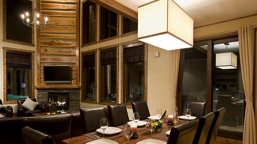 Latitude 42 Niseko Dining area