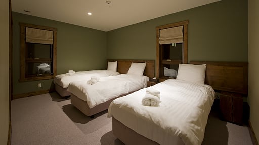 Latitude 42 Niseko Bedroom 3