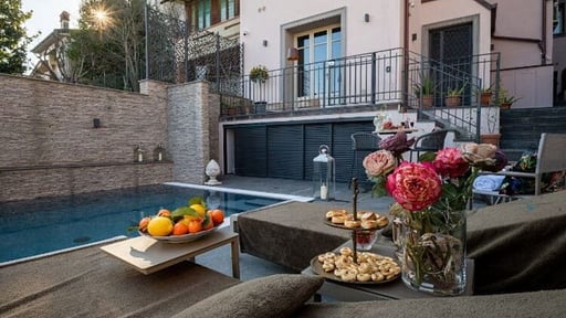 Laurotino Apartment Zwembad