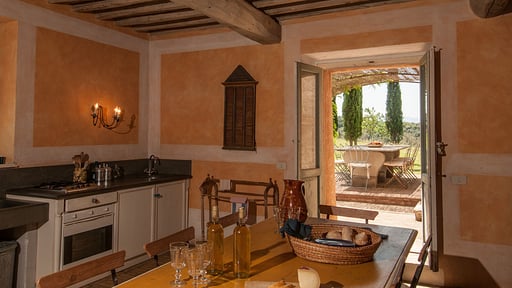 Lavacchio 16 Kitchen