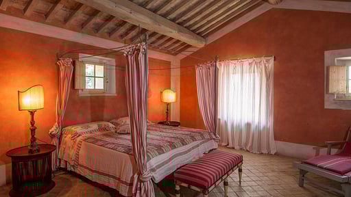 Villa Lavacchio 18 Slaapkamer 1