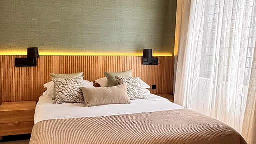 Le Dalblair Premium Bedroom 3