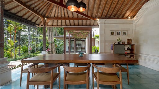 Le Kawan Villa Dining area