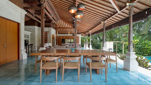 Le Kawan Villa Dining area