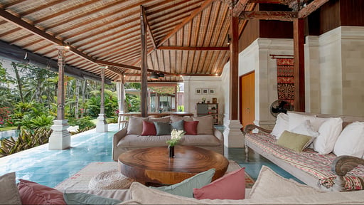 Le Kawan Villa Living room 1