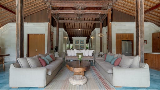 Le Kawan Villa Living room 1