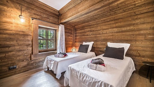 Chalet Le Petit Yeti Bedroom 4