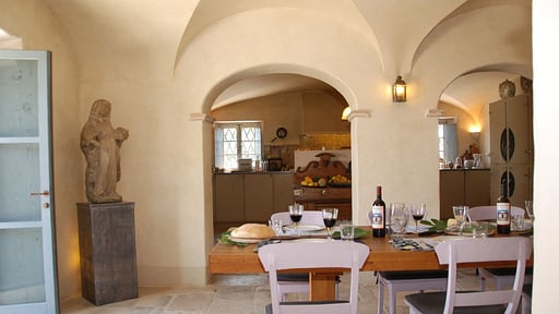 Villa Le Porciglia 12 Eethoek