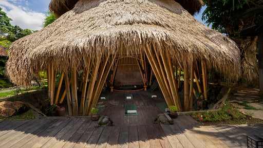 Le Sunset Villa Yoga pictures