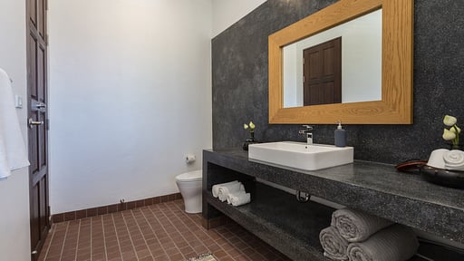 Lemongrass Residence Bedroom 3