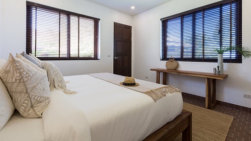 Lemongrass Residence Bedroom 8