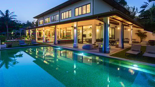 Lemongrass Residence Swimming pool