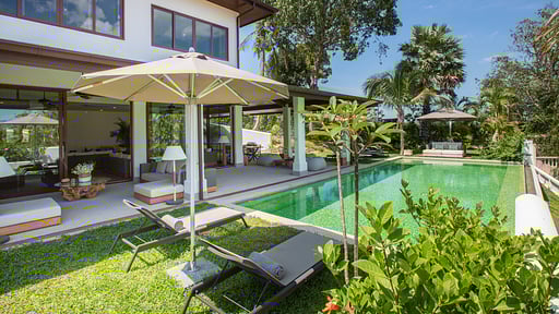 Lemongrass Residence Swimming pool