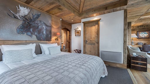 Chalet Les 3 Soeurs Bedroom 1