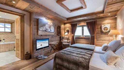 Chalet Les 3 Soeurs Bedroom 2